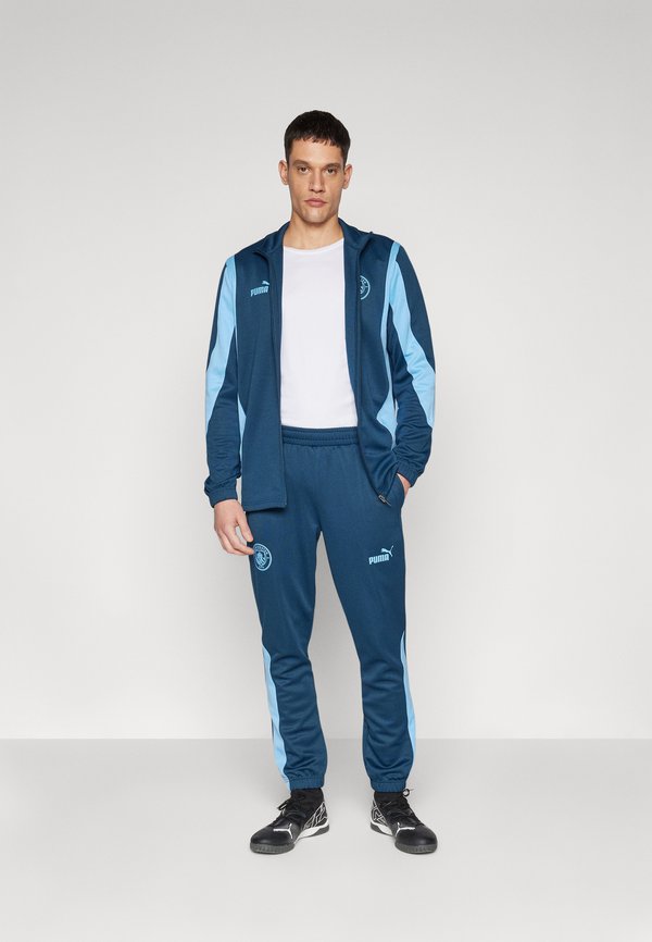 MANCHESTER CITY FTBLNRGY - Club wear3