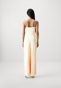Bec + Bridge Robe de cocktail - peach