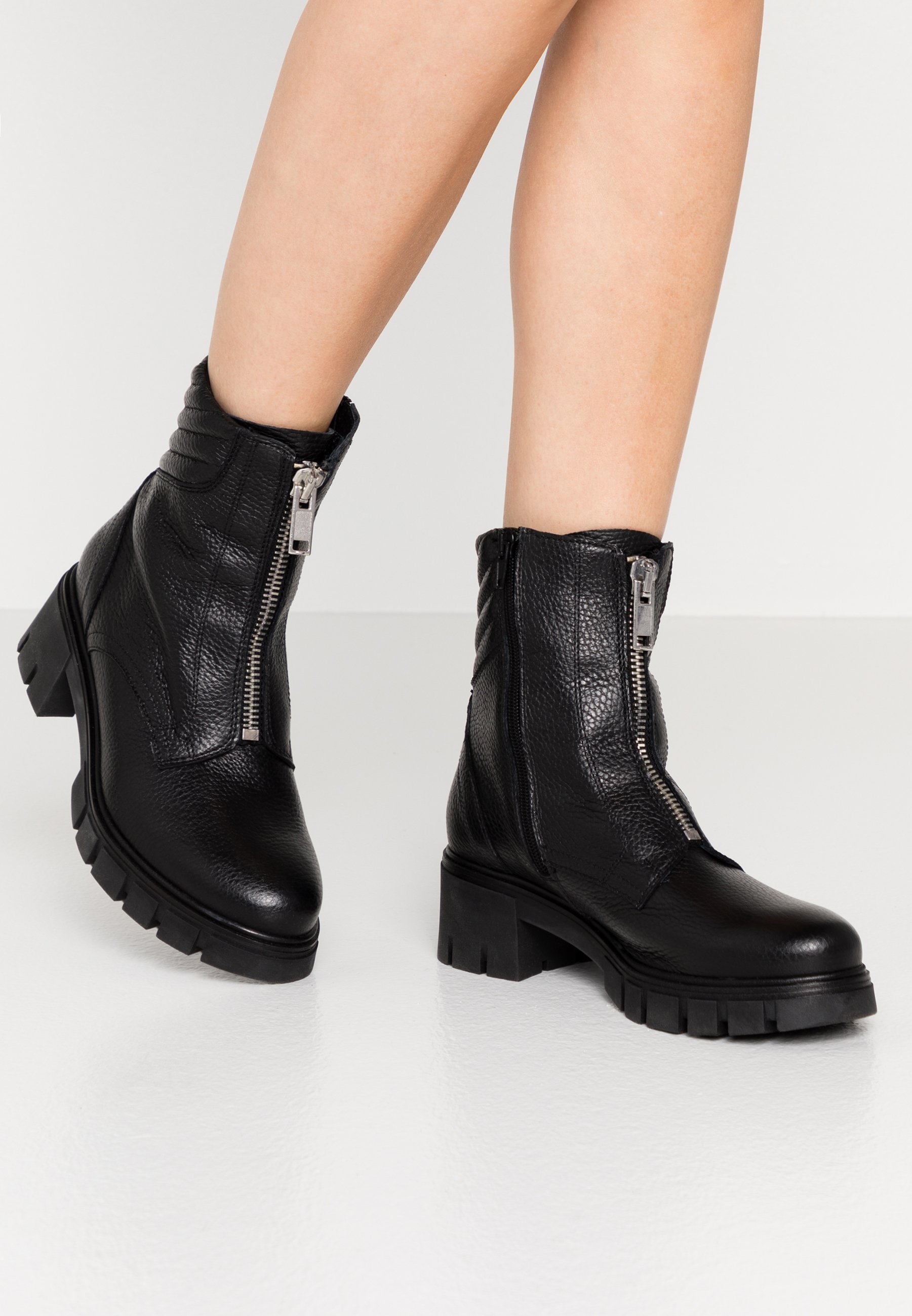 zign platform boots