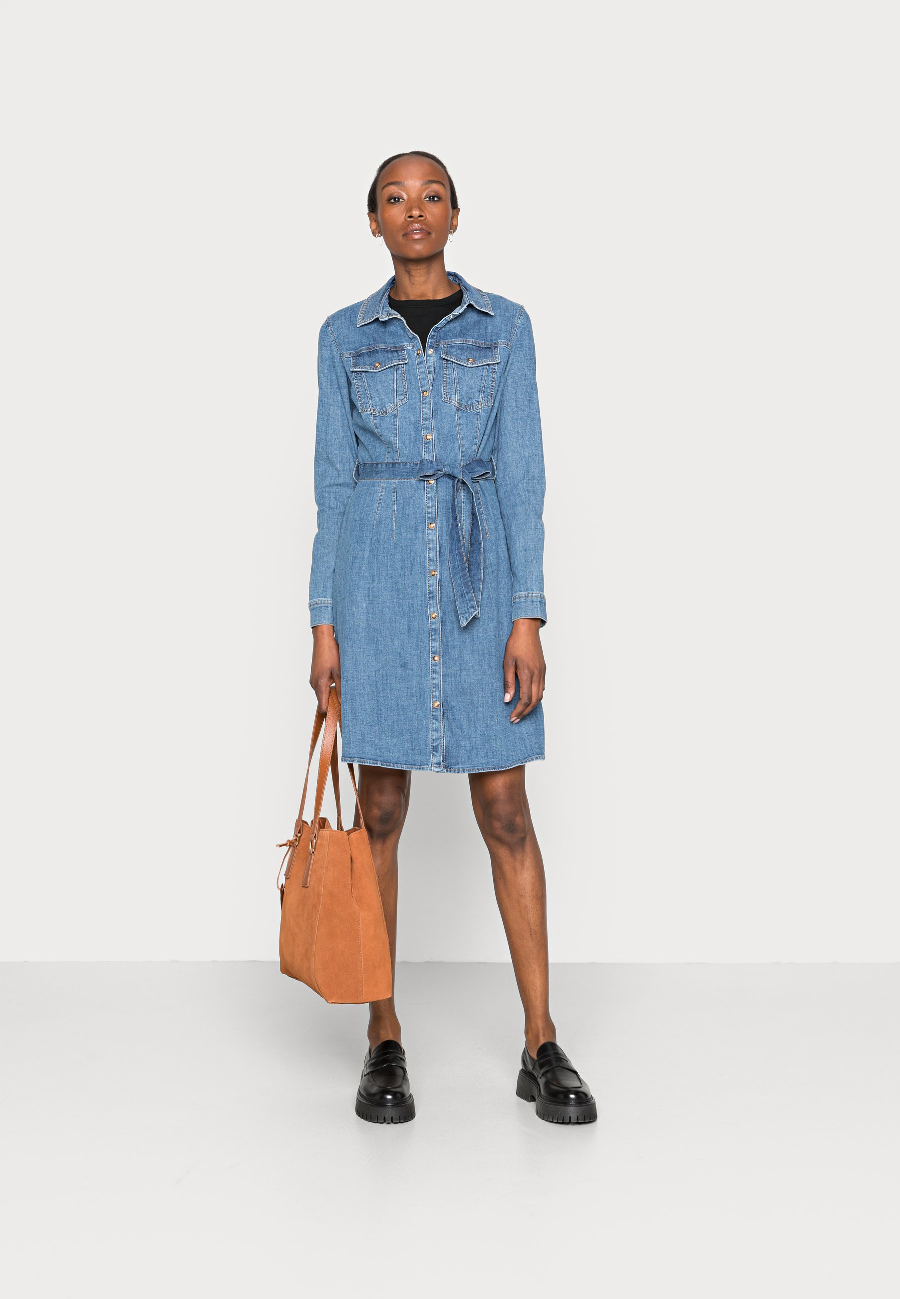 PLAIN SHIFT DRESS - Denim dress - denim 