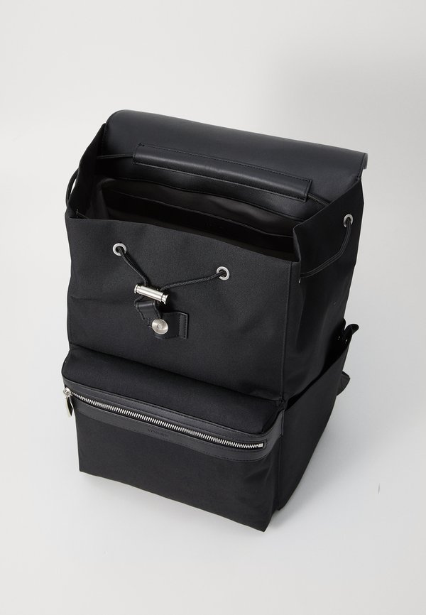 CONTRAST FLAP BACKPACK - Rucksack2