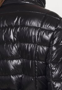 Trussardi Zimní kabát - black