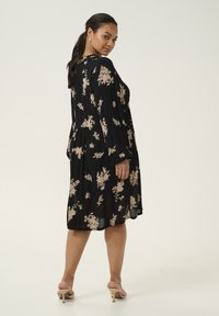 Kaffe Curve KCBETTY - Dnevna obleka - black brown flower print