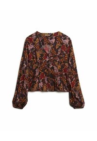 Blouse courte à manches longues, présentant un motif floral sombre en rouge, rose et jaune sur fond noir. Conception à col en V.