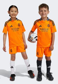 adidas Performance REAL MADRID 24/25 AWAY KIDS - Pantalón corto de deporte - crew orange
