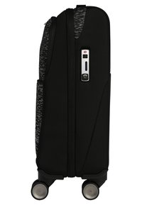 Valigia nera con un top grigio texture, doppie cerniere, maniglia laterale e quattro ruote lisce per la mobilità. Esterno in tessuto leggero.