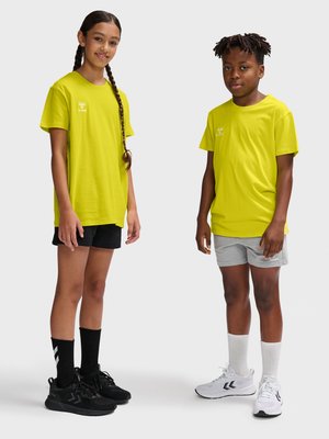 Hummel, UNISEX - T-shirts basic - blazing yellow