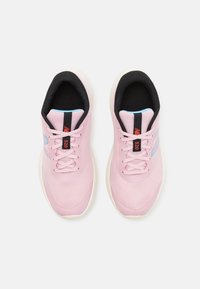 New Balance 520V8 UNISEX - Bėgimo batai plentui - mid century pink