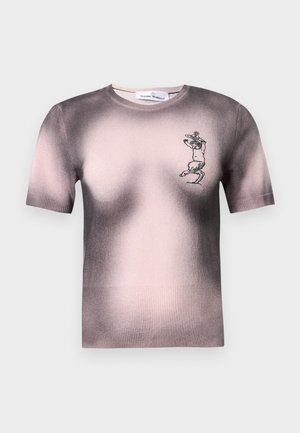 T-shirt en maille à manches courtes avec un dégradé de rose à gris, arborant un motif noir illustré sur la zone gauche de la poitrine.