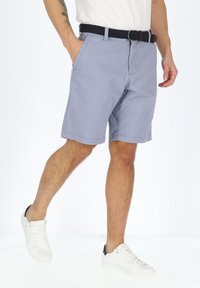 Seaside CHINO SHORTS - Shorts - sea blue