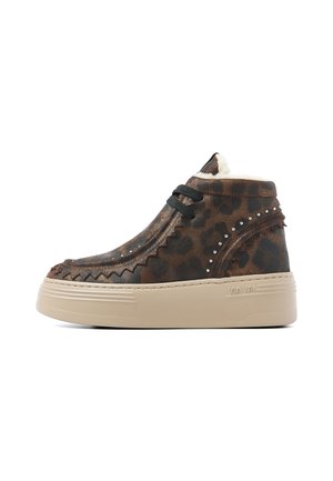 Winter boots - multicolored,brown