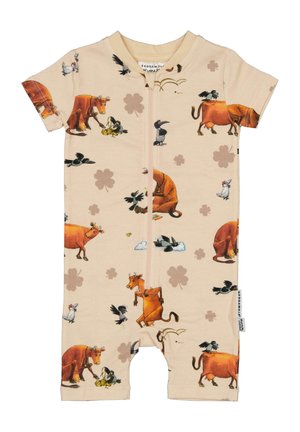 Beige babyshorts med lynlås og korte ærmer, dekoreret med illustrationer af brune køer, sorte fugle, hvide høns og beige kløverblade.