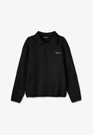 Schwarze wollene Strickjacke mit Knöpfen, Kragen, langen Ärmeln, gerippten Bündchen und Saum sowie weiß gesticktem "Pegador"-Logo auf der Brust.
