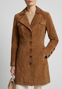 Ricano LUCY - Halflange jas - cognac velour