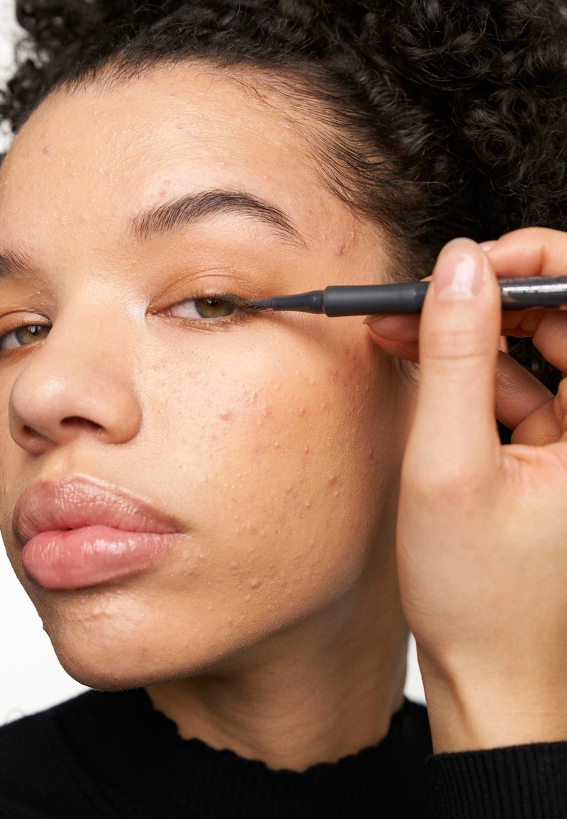 IsaDora FLEX TIP EYELINER Eyeliner steel grey/grå Zalando.se