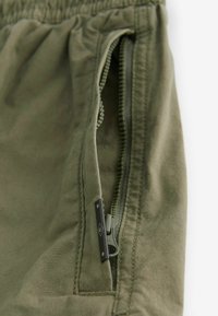 Next Rövidnadrágok - khaki green