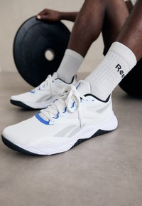 NFX TRAINER - Sportovní boty - white/black/optimum blue