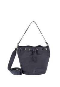 Temno modra najlonska torbica v obliki vedra z zapiranjem na vrvico, srebrnimi poudarki, nastavljivim trakom in reliefnim črko "B" na sprednji strani.