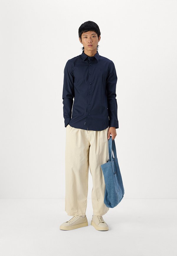 UNIFORM SLIM SHIRT - Formal shirt - salute2