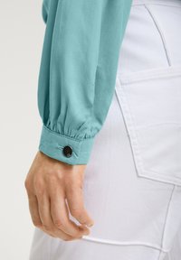 QS MIT AUSSCHNITT - Tunika