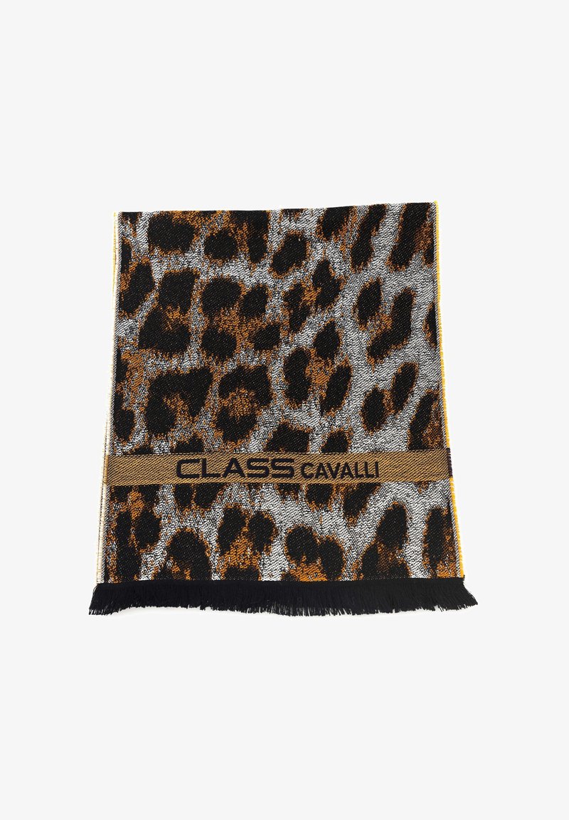 Rechthoekige stof met luipaardprint, zwarte franjes en de tekst "CLASS CAVALLI" op een horizontale gouden streep nabij één rand.