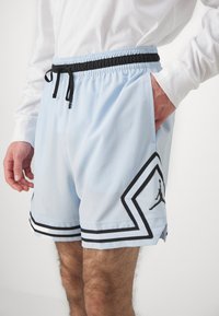 Jordan WOVEN DIAMOND SHORT - Calções desportivos - celestine blue/black
