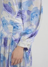 Calliope LUNGO FANTASIA FIORI - Cocktailkleid/festliches Kleid - var lilla