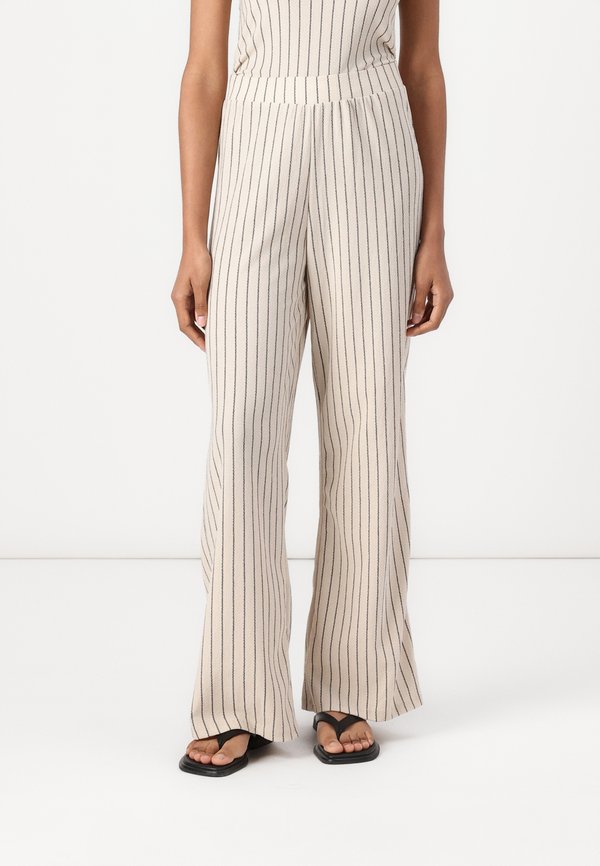 ONLBILL WIDE PANT - Trousers