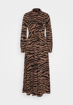 Vero Moda, VMSHILAH NAJA LONG SHIRT DRESS - Μάξι φόρεμα - brown lentil/perla