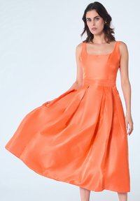 Smart and Joy Robe de soirée - rouge