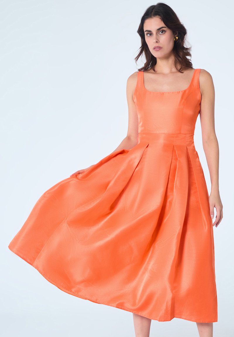 Smart and Joy Robe de soirée - rouge