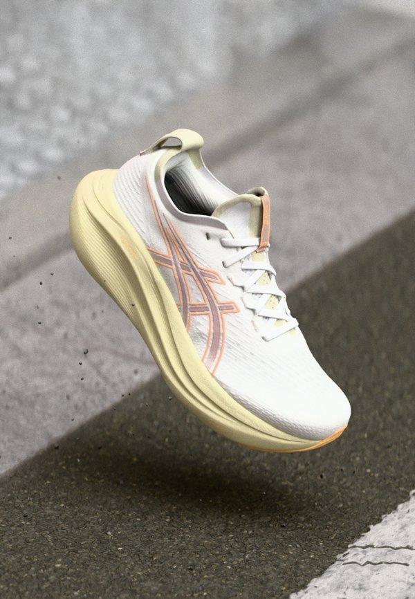 GEL NIMBUS 27 - Road running shoes2