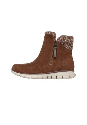 BOTINES SYNERGY - LOVELY COLLAB - Botines - marrón