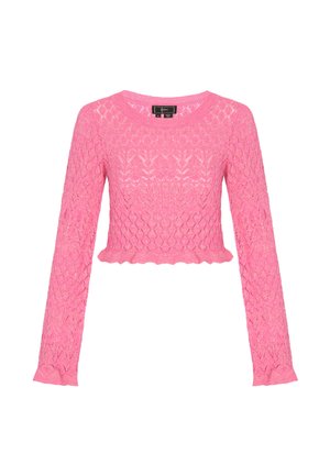 Ręcznie szydełkowany sweter w jaskrawym różowym kolorze, z długimi rękawami i falowanym dołem. Otwarty wzór tworzy fakturowany, przewiewny design.