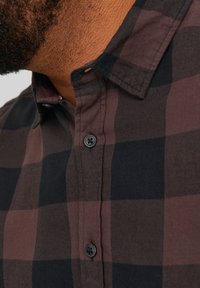 Jack & Jones Vapaa-ajan kauluspaita - dark brown