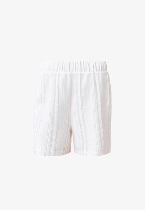 Shorts bianchi con un motivo testurizzato a coste, dotati di una cintura elastica e una vestibilità rilassata. Realizzati in materiale traspirante.
