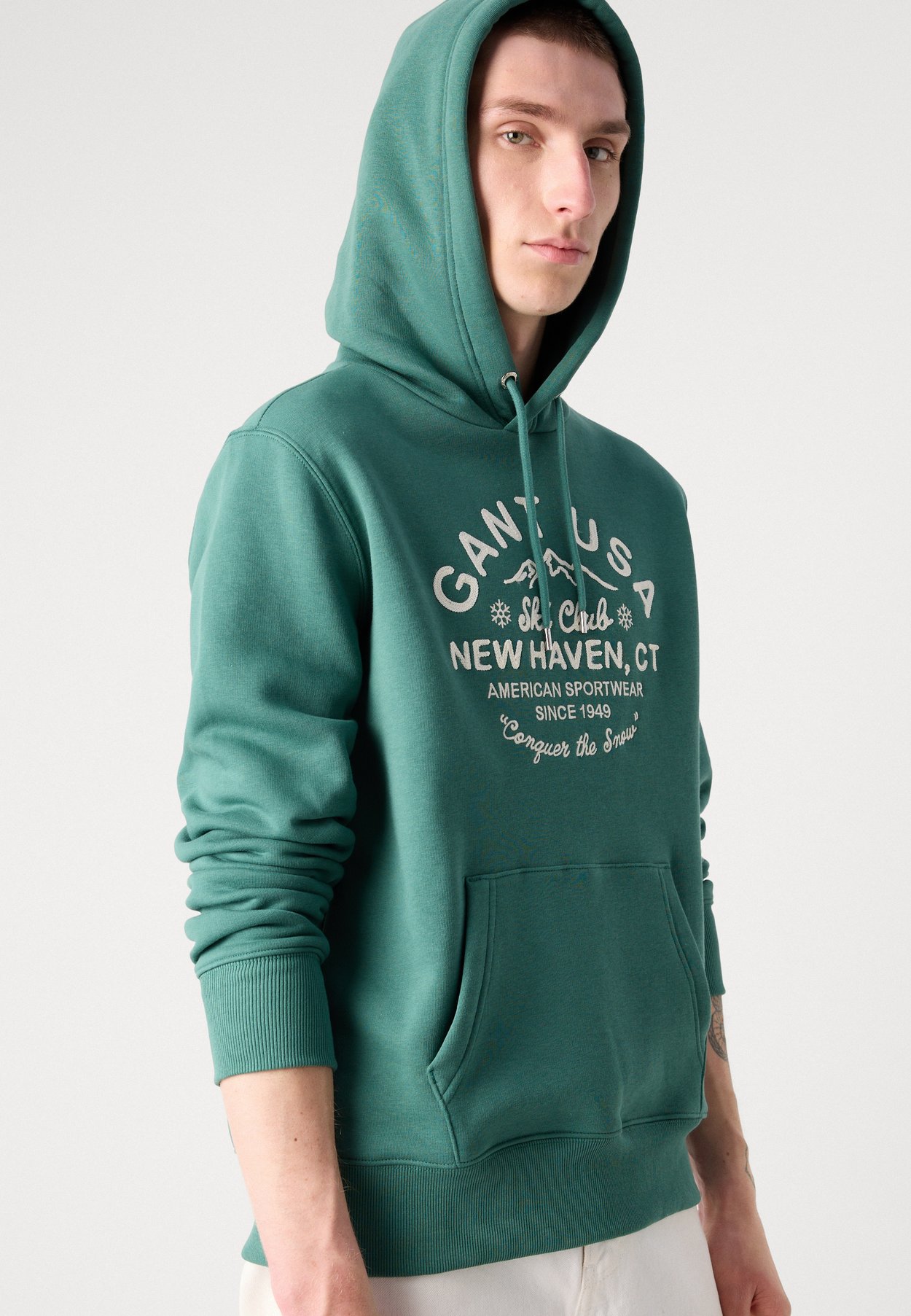 GRAPHIC HOODIE