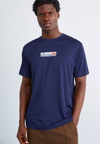 Ellesse CORBOBA TEE - Marškinėliai su spaudiniu - navy