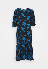 Černé šaty s modrým květinovým vzorem, nabíranými rukávy, kulatým výstřihem a rozšířeným lemem. Vyrobeny z lehkého materiálu, který přidává texturu a pohyb.