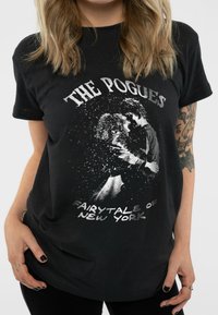 Paradiso Clothing THE POGUES FAIRY-TALE OF NEW YORK - Print T-shirt - black