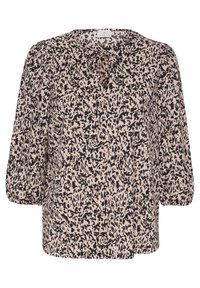 Blusa a maniche corte in un tessuto rosa chiaro con stampa leopardata astratta nera, caratterizzata da un collo rotondo e una chiusura a fiocco sul davanti.