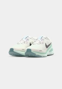 Nike Performance STRUCTURE 26 - Tenisice za cestovno trčanje - white/black/barely green/mint foam/cannon