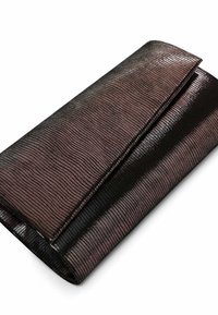 Portafoglio a tracolla metallico con un motivo a righe, caratterizzato da una combinazione di colori nero e oro rosa, texture liscia e design a pattina pieghevole.