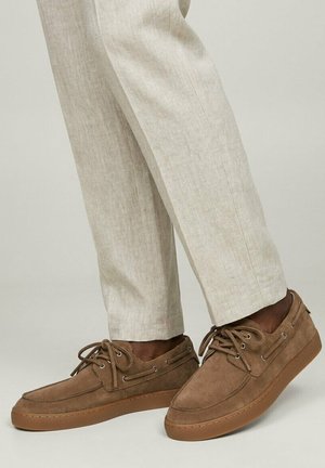 Blackstone, BLACKSTONE HERREN - SCHNÜRSCHUHE FG603 GRÜN EU-GRÖSSE 45 - Náuticos - portabello
