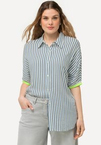 Ulla Popken STRIPED SHORT SLEEVE CONTRAST TRIM  - Hemdbluse - azure