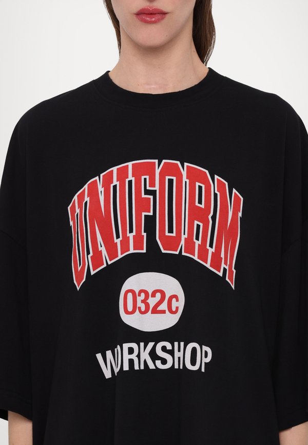 LUCKY STRIKE OVERSIZED - Print T-shirt2