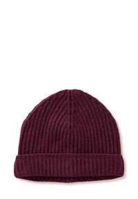 Beanie a coste burgundy con risvolto. La texture è morbida e il design presenta linee verticali su tutta la superficie.