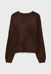 Rjav pleteni pulover z zaobljenim izrezom, dolgimi rokavi in rebrastim robom. Material deluje mehak in rahlo teksturiran.