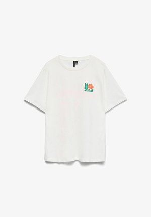 Wit T-shirt met korte mouwen, een klein groen-oranje bloemenmotief op de bovenste linkerborst, ronde hals en losse pasvorm.