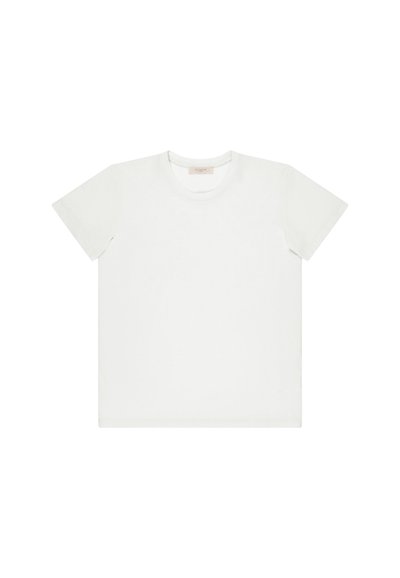 Camiseta blanca lisa de manga corta y cuello redondo, extendida sobre una superficie plana, mostrando el lado frontal sin logotipos ni patrones visibles.